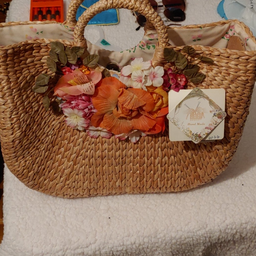Straw bag